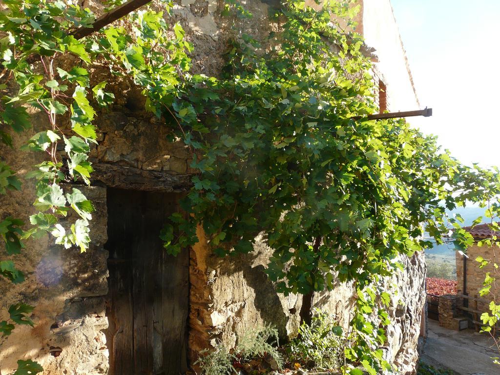 Apartamento El Nido de La Collalba Cabañas del Castillo Exterior foto