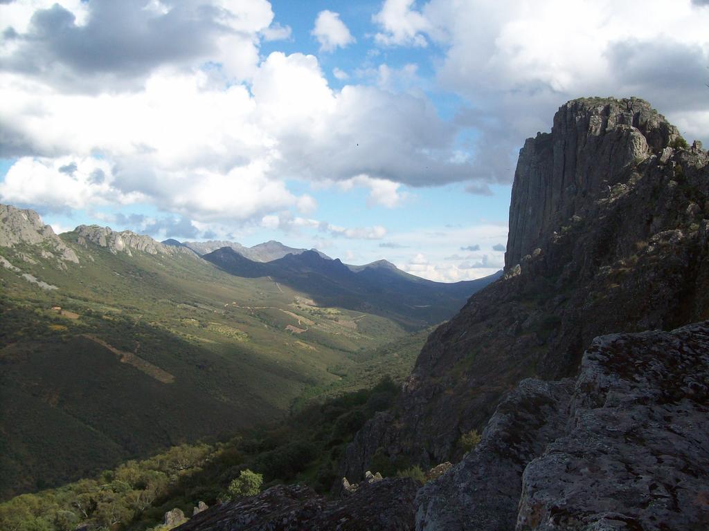 Apartamento El Nido de La Collalba Cabañas del Castillo Exterior foto